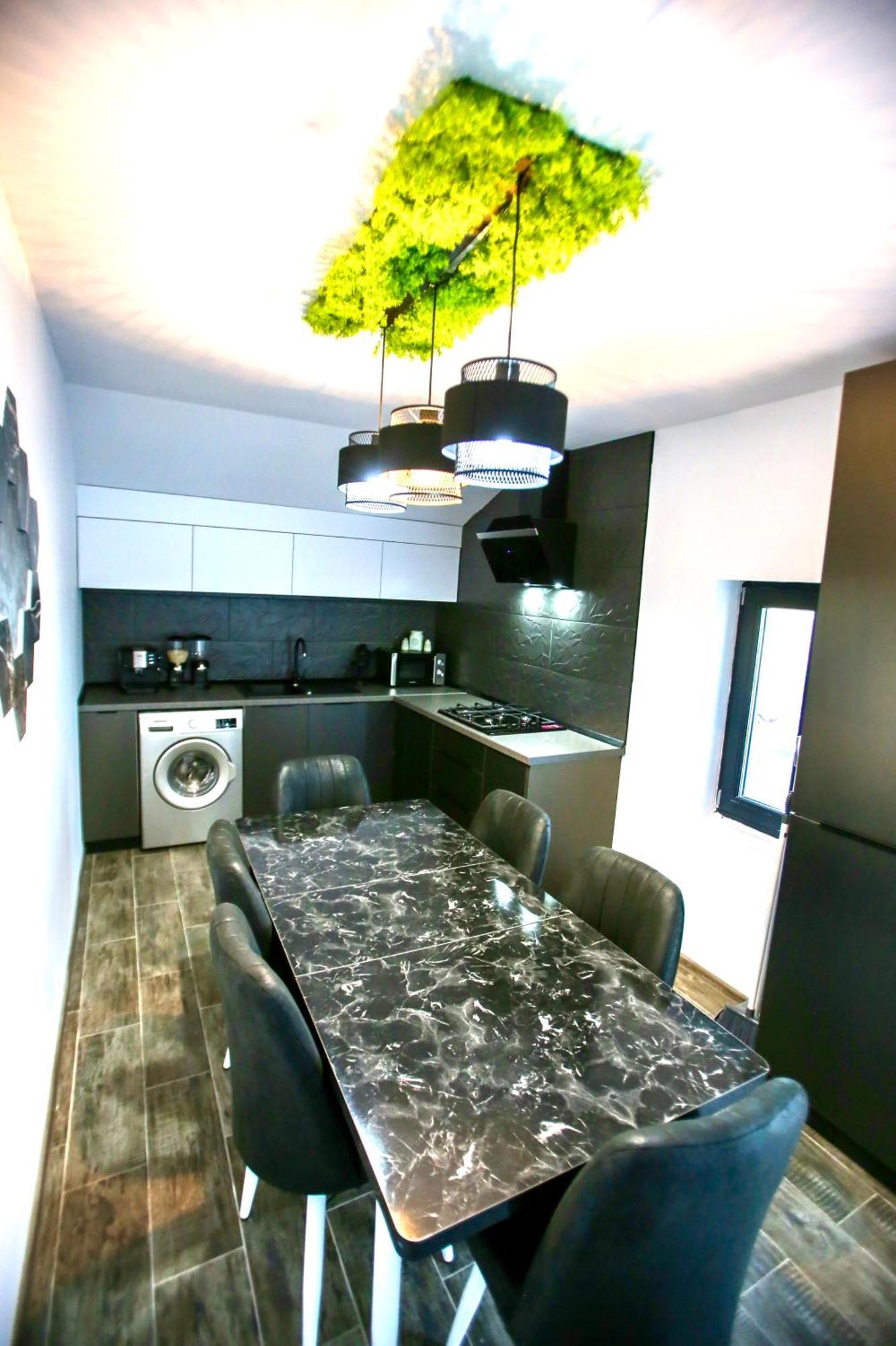 Отель Casa Kevin Нэводари Экстерьер фото